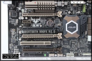 sabertooth_990fxr2_02