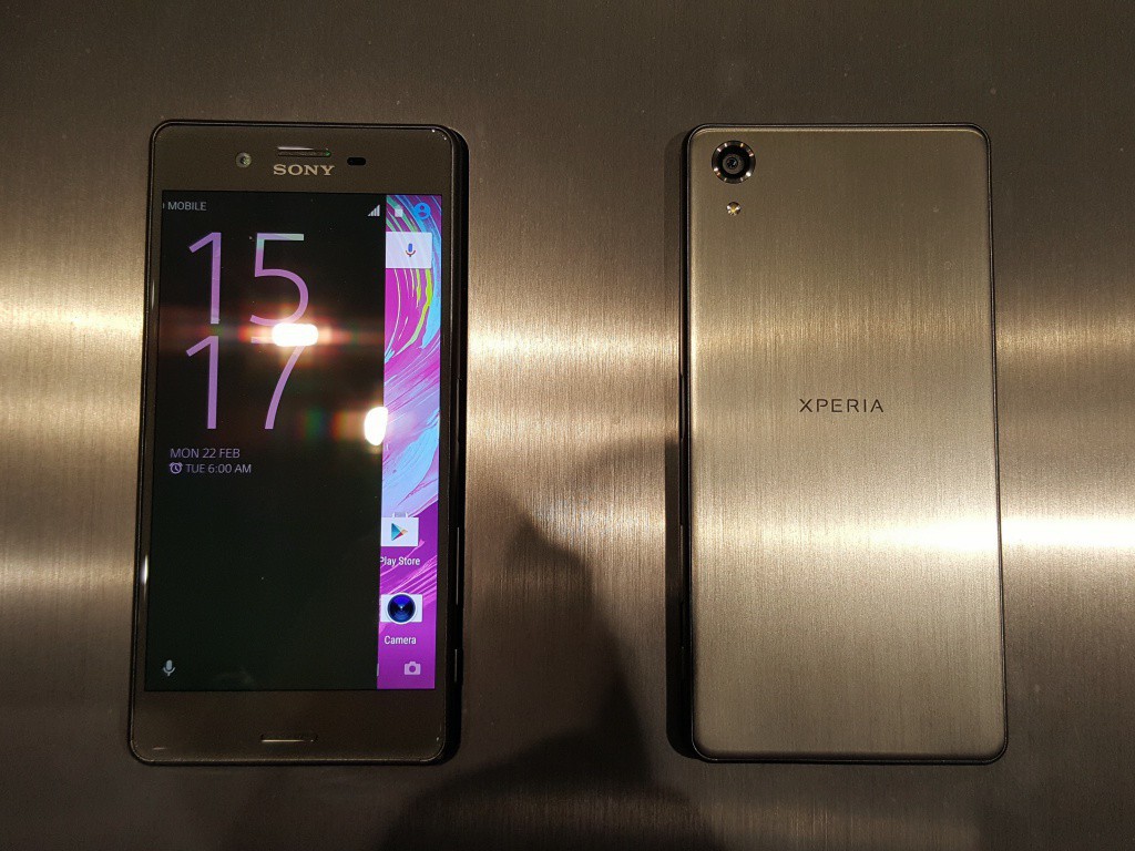 Xperia-X-Performance