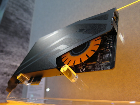  Creative Sound Blaster Audigy FX PCIe 5.1 Tarjeta de sonido  interna con amplificador de auriculares de alto rendimiento para PC :  Electrónica