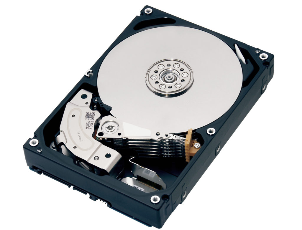 Toshiba lanza un disco duro (HDD) empresarial de 8TB