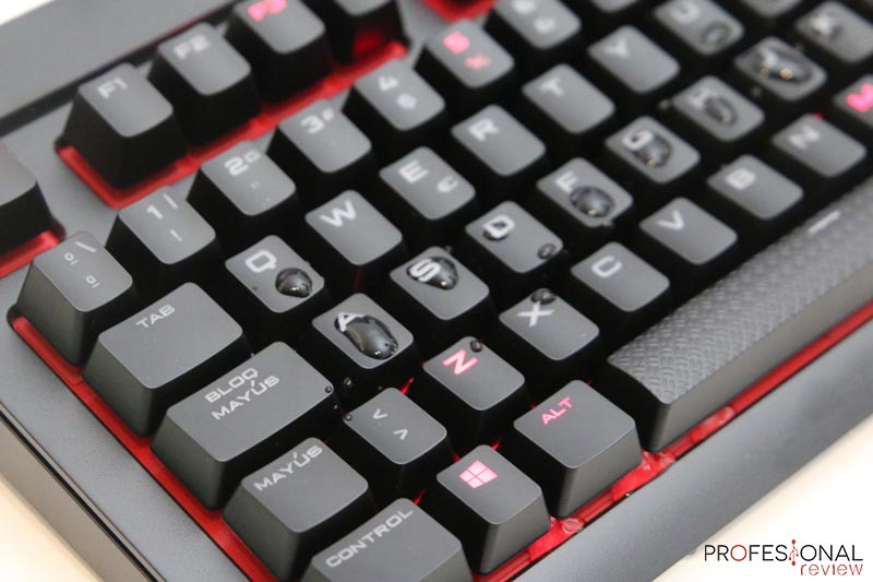 Análisis del teclado mecánico CORSAIR K68 RGB