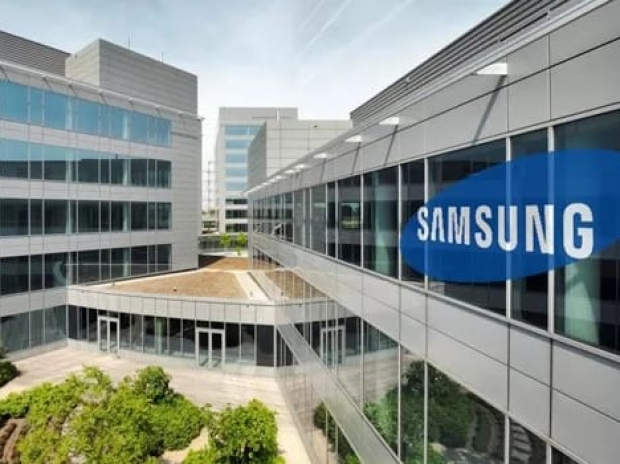 Samsung abre su mayor fábrica de smartphones en La India