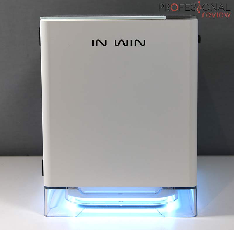 InWin A1 review iluminacion