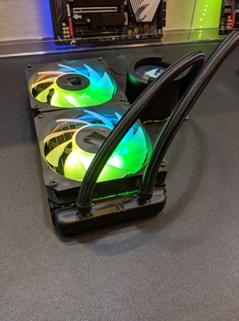 AORUS Liquid Cooler 240 AORUS Liquid Cooler 240