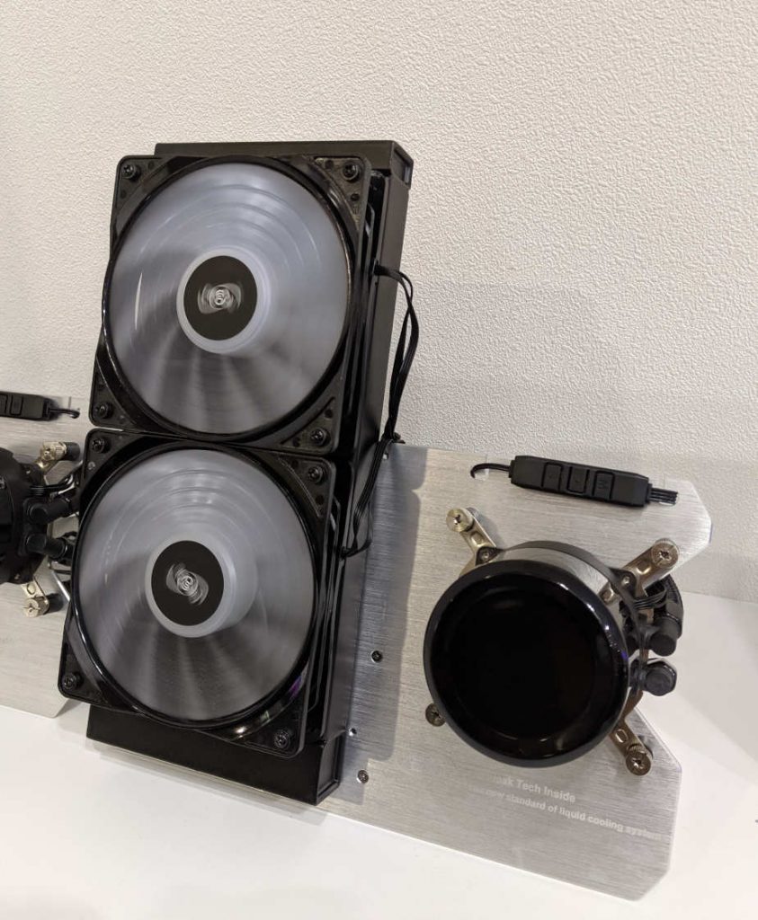 DeepCool GAMMAXX L240 V2 apagada DeepCool GAMMAXX L240 V2 apagada