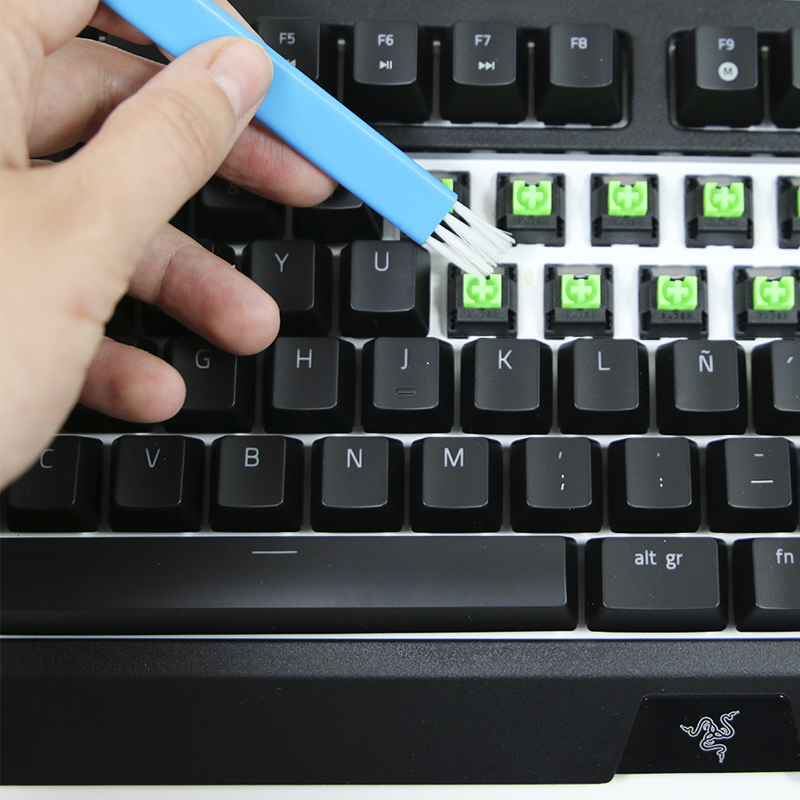 Cómo limpiar tu teclado en 7 sencillos pasos