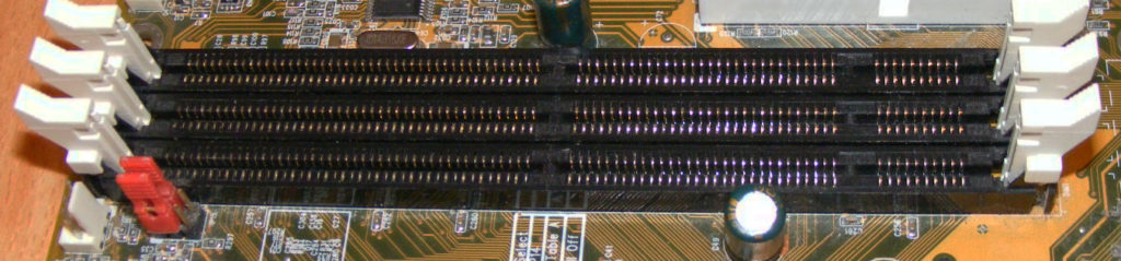 SDRAM slot