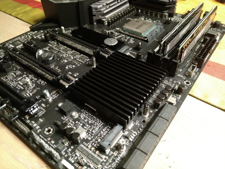 ROG Strix X570-E ROG Strix X570-E