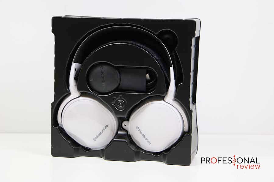 Análisis de los SteelSeries Arctis 7 Plus, unos auriculares inalámbricos  que no envidian nada a otras