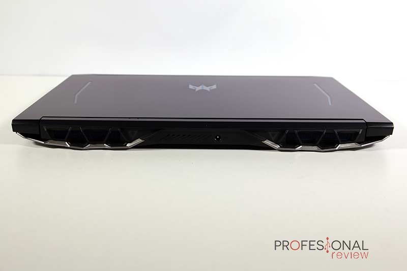 Acer Predator Helios 300 i5-10300H GTX 1650 Ti Review