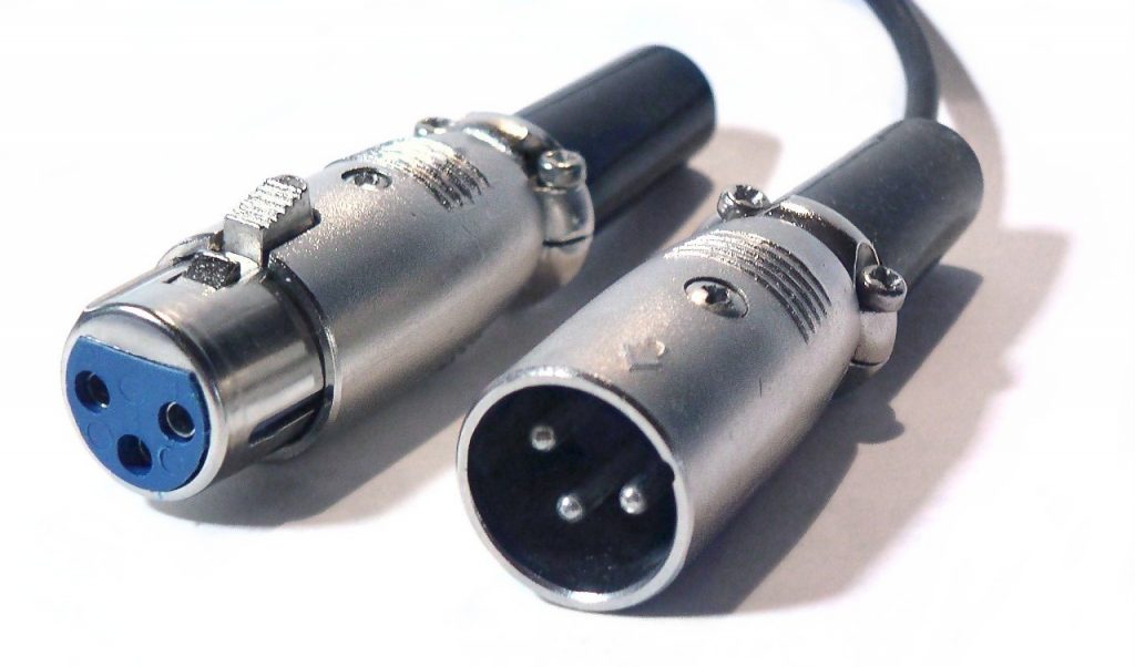 conexiones micrófonos profesionales XLR