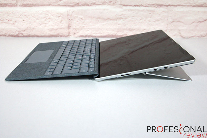 Microsoft Surface Pro 8 Review