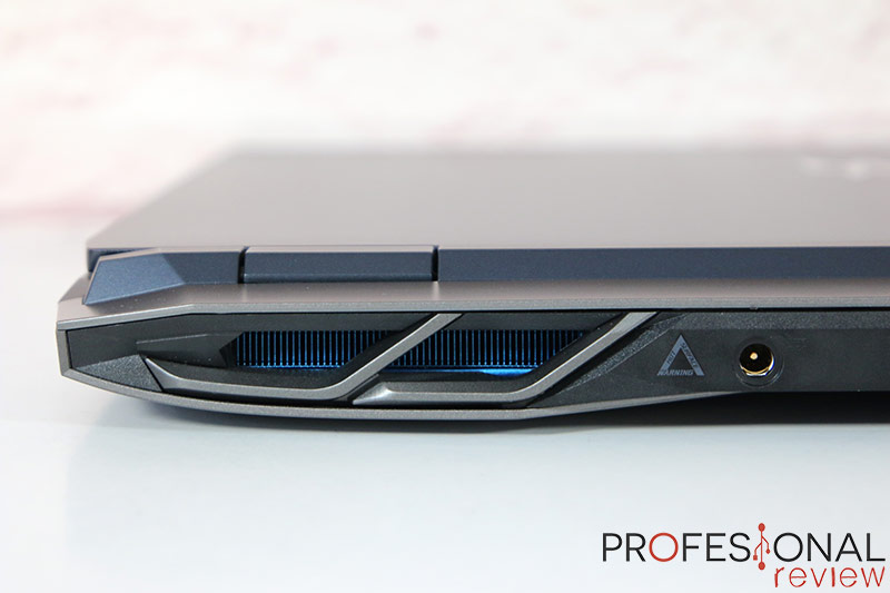 Acer Predator Helios 300 2022 Review