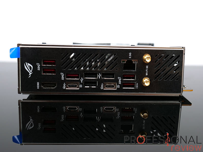 ASUS ROG Strix X670E-I Gaming WIFI Puertos