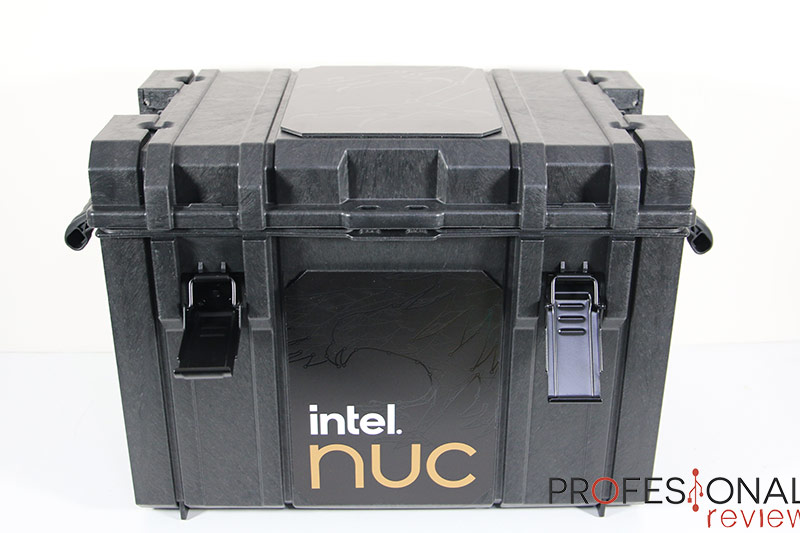 Intel NUC 13 Extreme Review