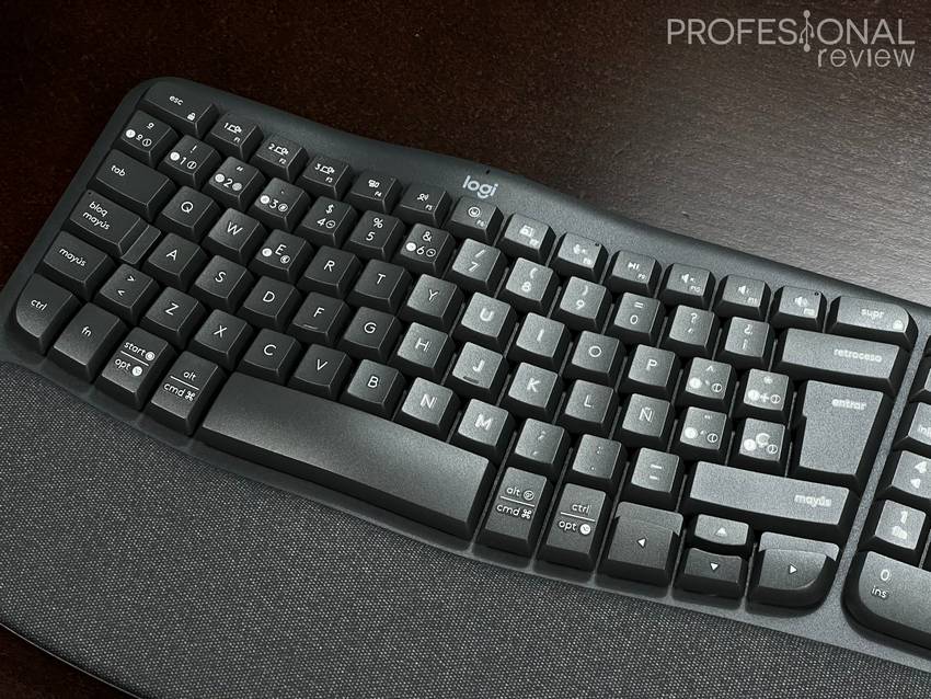 Logitech prepara un nuevo teclado ergonómico wave