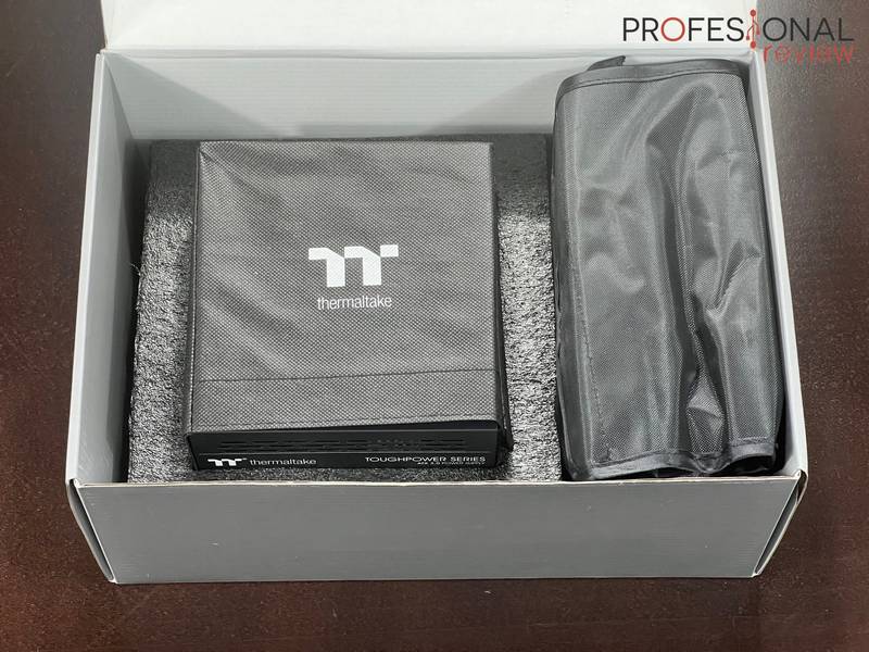 Thermaltake Toughpower PF3 1050W Review