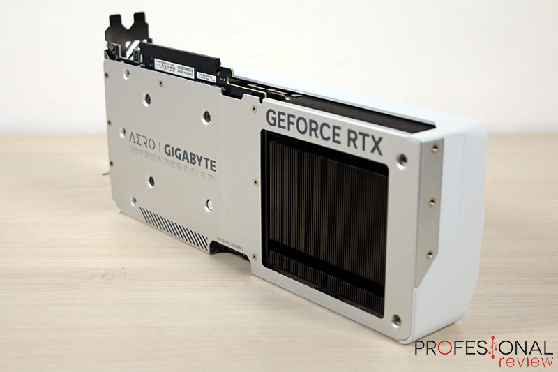 Gigabyte RTX 4070 Super AERO OC 12G Review