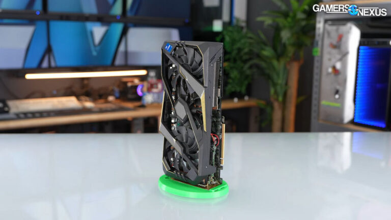 Custom Gpu Stuff GeeFarce RTX 5072 Custom: Cuando la GPU se convierte en PC