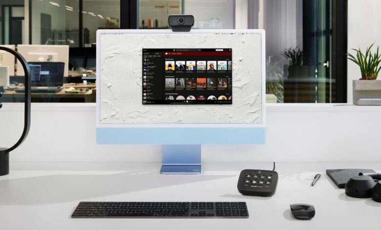 Stream Deck Neo Black
