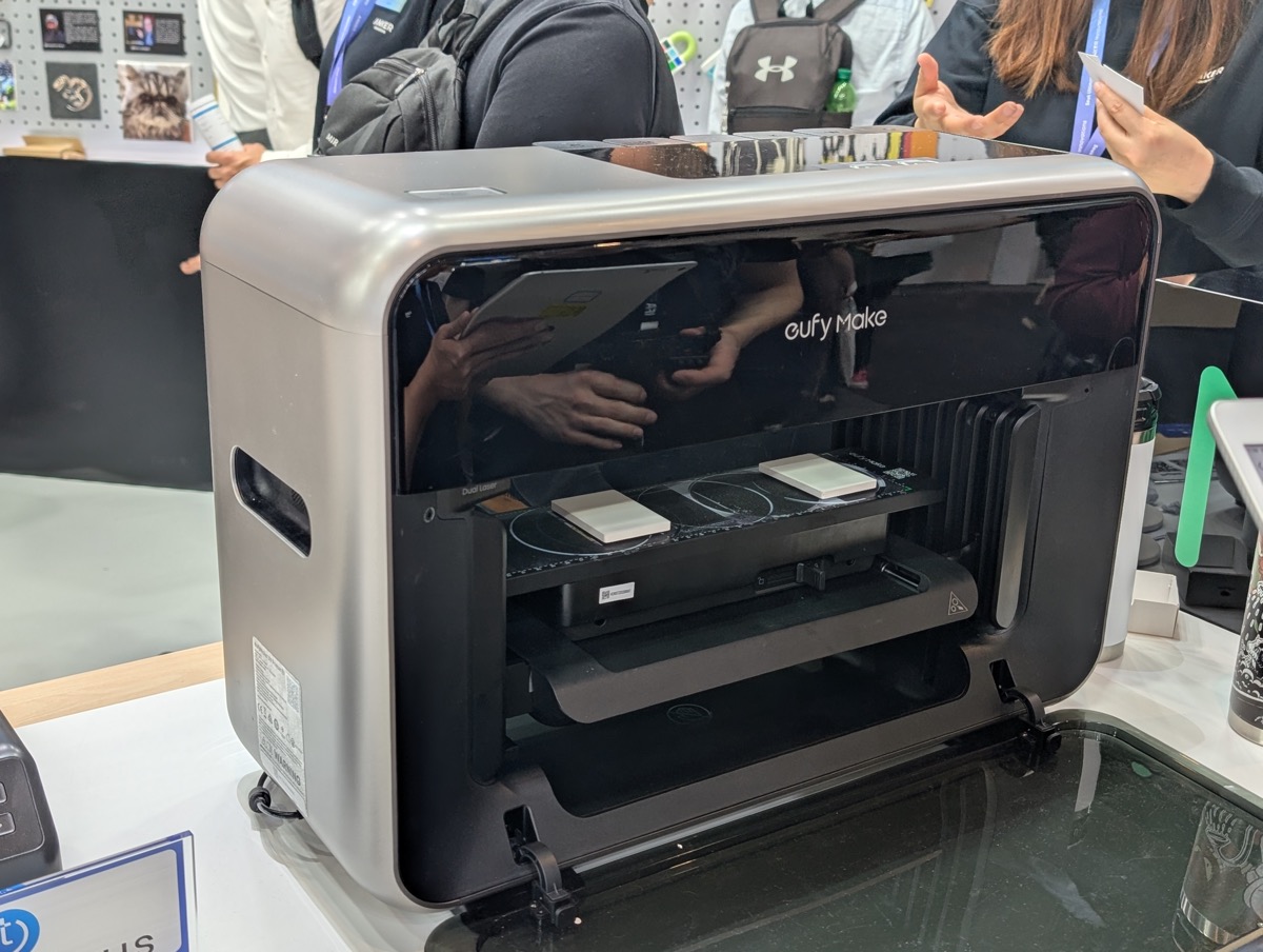 La impresora UV Printer E1 de eufyMake llegará a España en diciembre La impresora UV Printer E1 de eufyMake llegará a España en diciembre