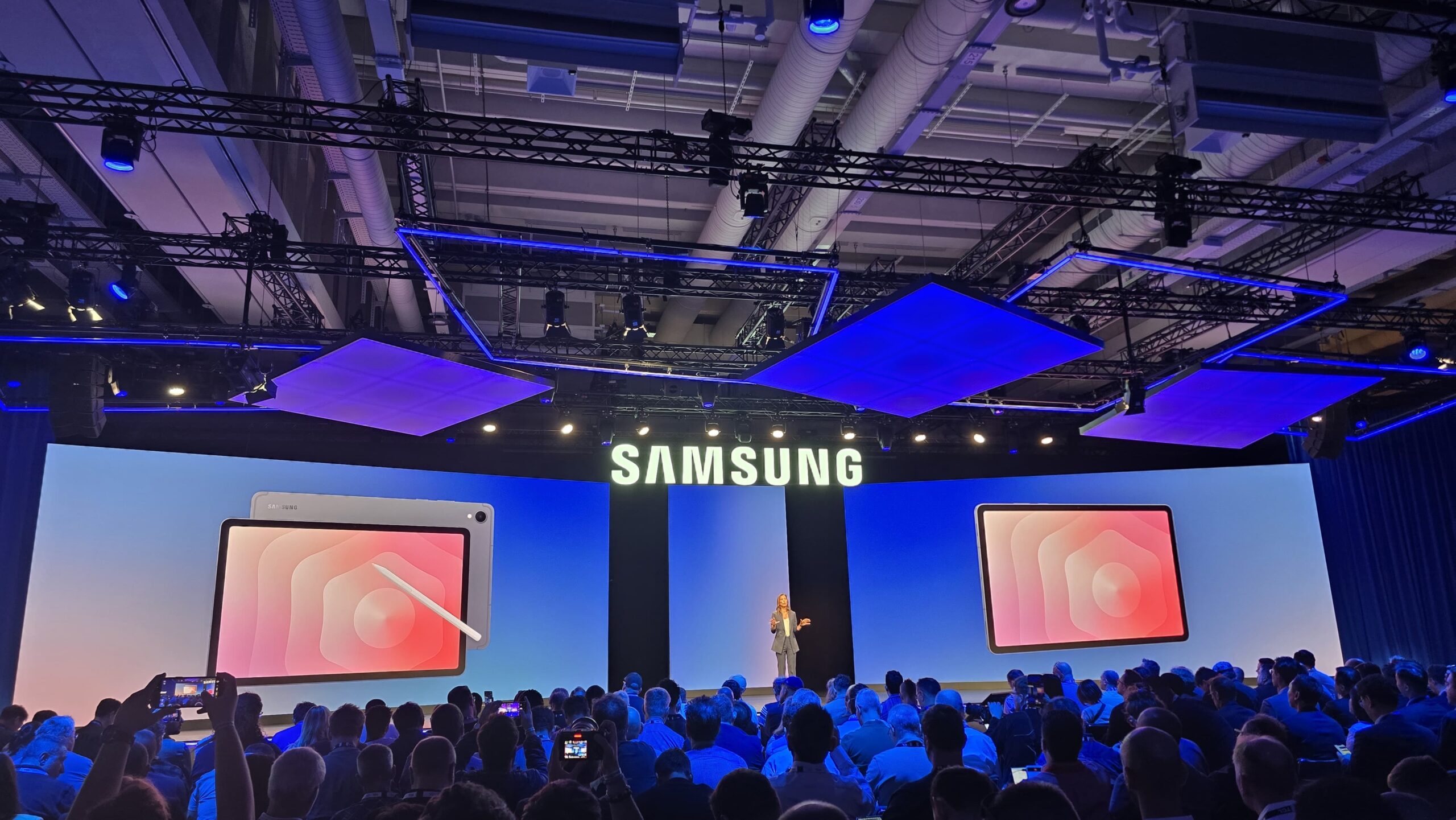 Llegan las nuevas Galaxy Tab S11: Samsung apuesta por Galaxy AI y un S Pen mejorado Llegan las nuevas Galaxy Tab S11: Samsung apuesta por Galaxy AI y un S Pen mejorado