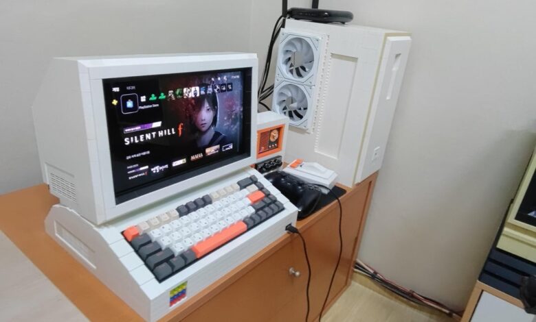 monitor OLED con piezas de LEGO