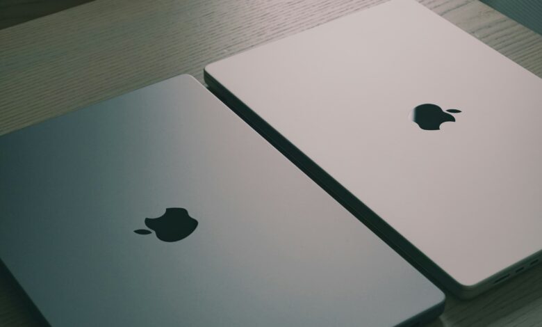 MacBook Pro M6 OLED