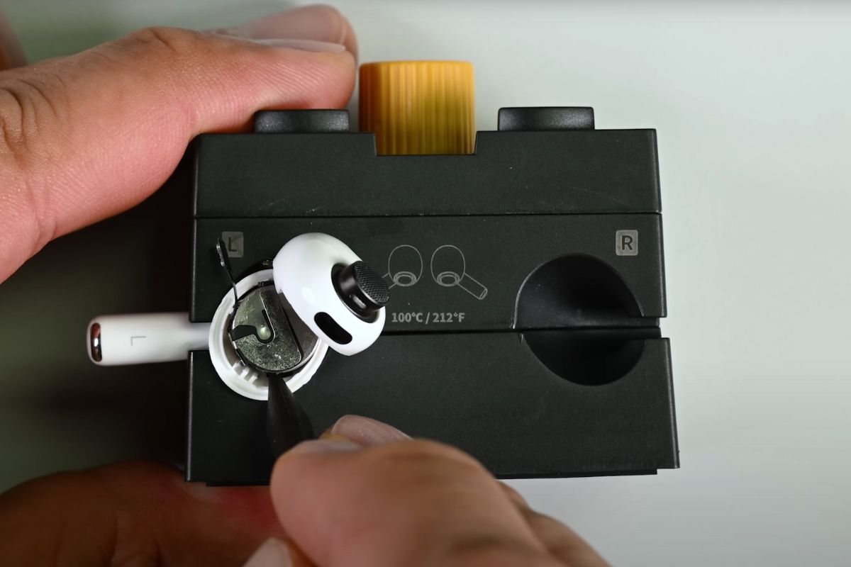 Desmontaje AirPods Pro 3