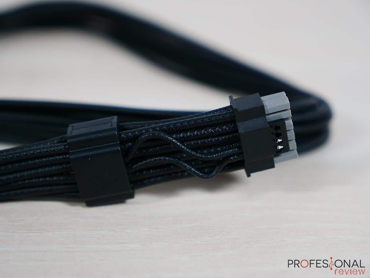 CORSAIR ThermalProtect PCIe 5.1 600W 12V 2×6 Review en Español (Análisis completo)