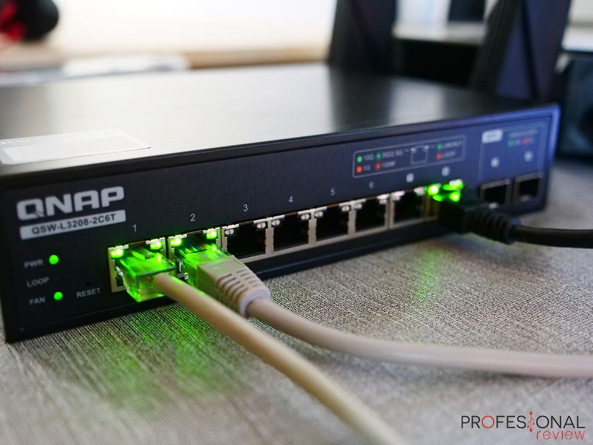 QNAP QSW-L3208-2C6T Review en Español (Análisis completo)