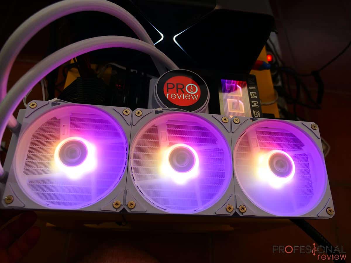 MSI MPG CORELIQUID P22 360 Review en Español (Análisis completo)