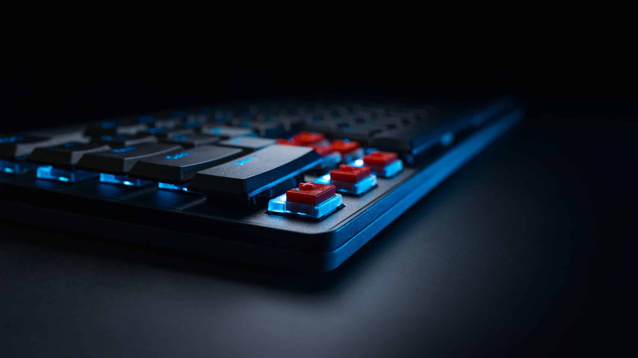Teclas de bajo perfil, diseño tenkeyless y actuación ajustable: el Logitech G G515 Rapid TKL ahora sale más barato